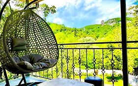 Butichi Guest House